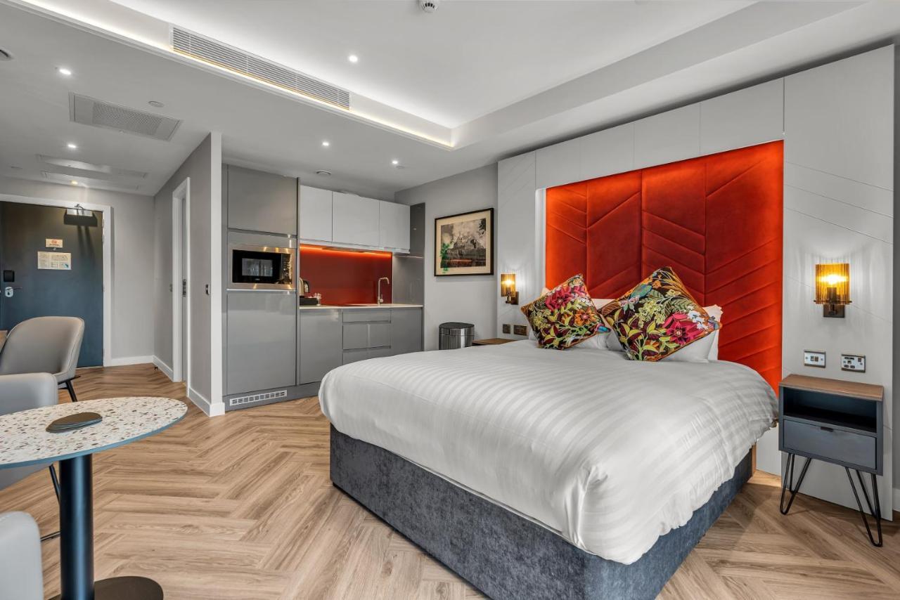 Roomzzz Edinburgh Luaran gambar