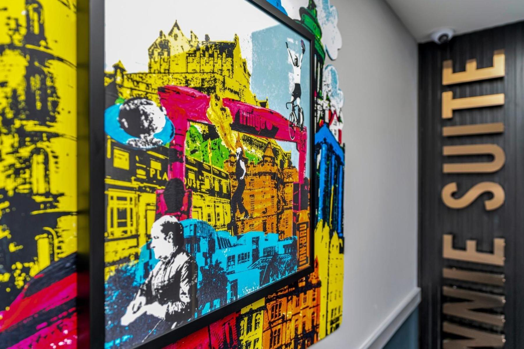 Roomzzz Edinburgh Luaran gambar